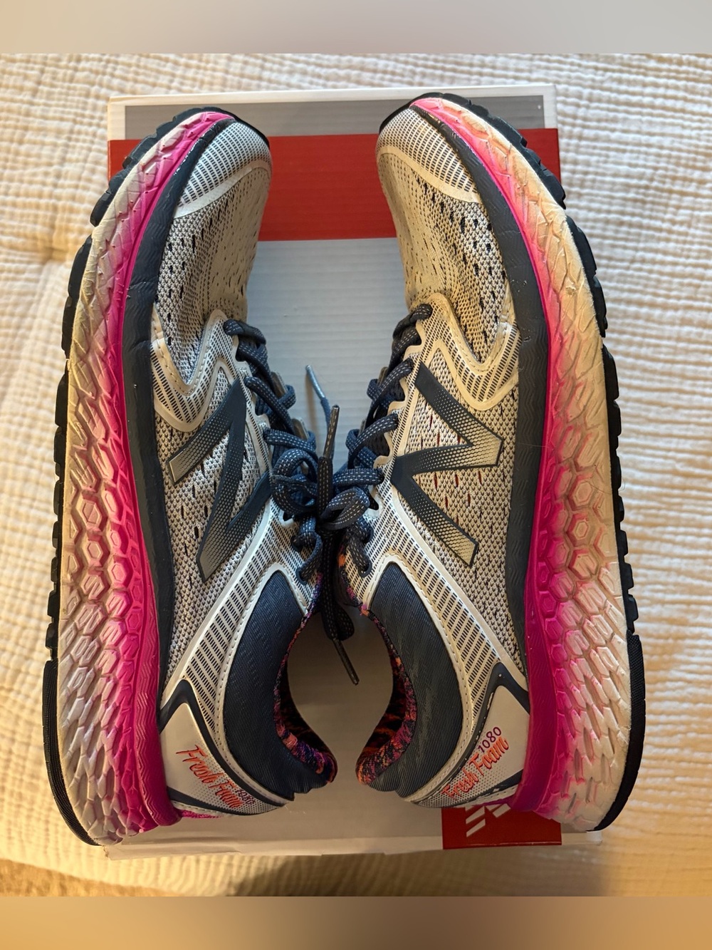 New Balance 1080 v7 Women’s Gray and Pink Athletic Running Shoes- SZ 9 - In Box! - Picture 3 of 11